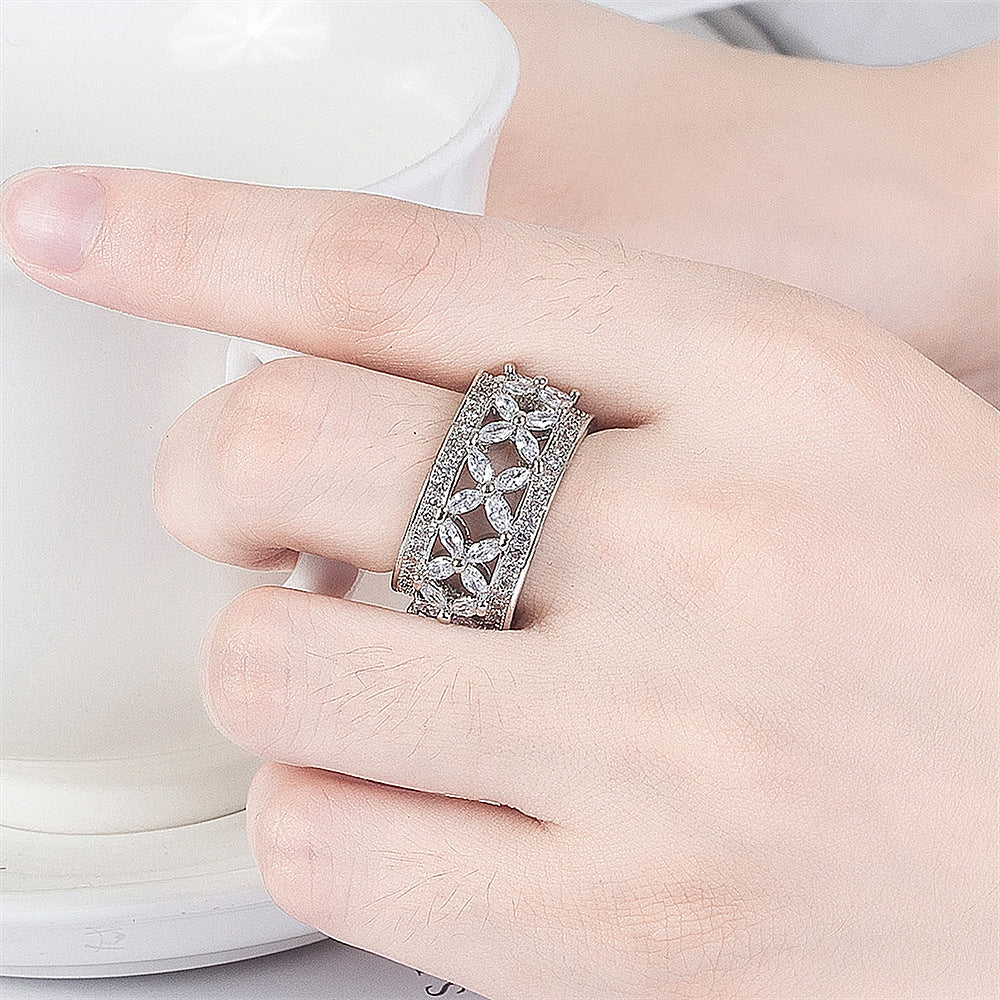 Silver and Zircon Ring