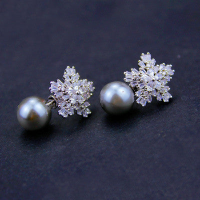 Diamomd Snowflake Pearl Stud Earrings