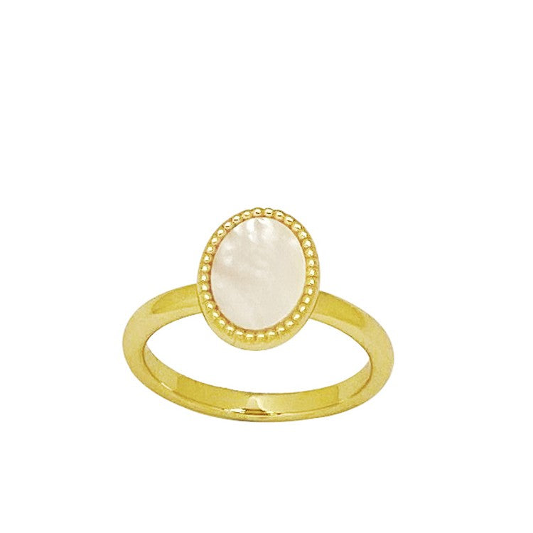 Oval Pearl Ring