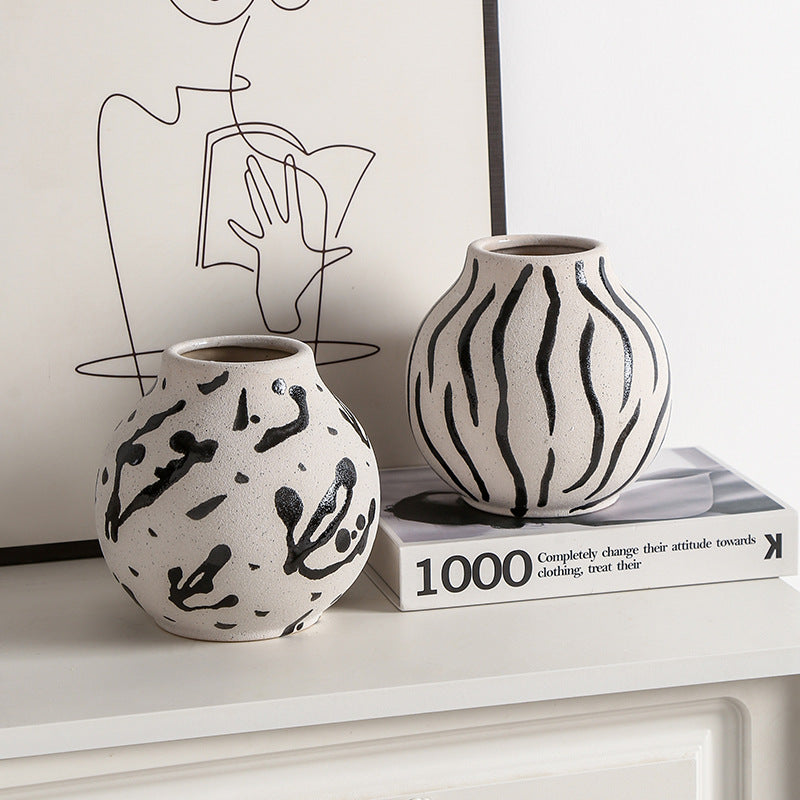 Nordic Animal Print Simple Ceramic Vase