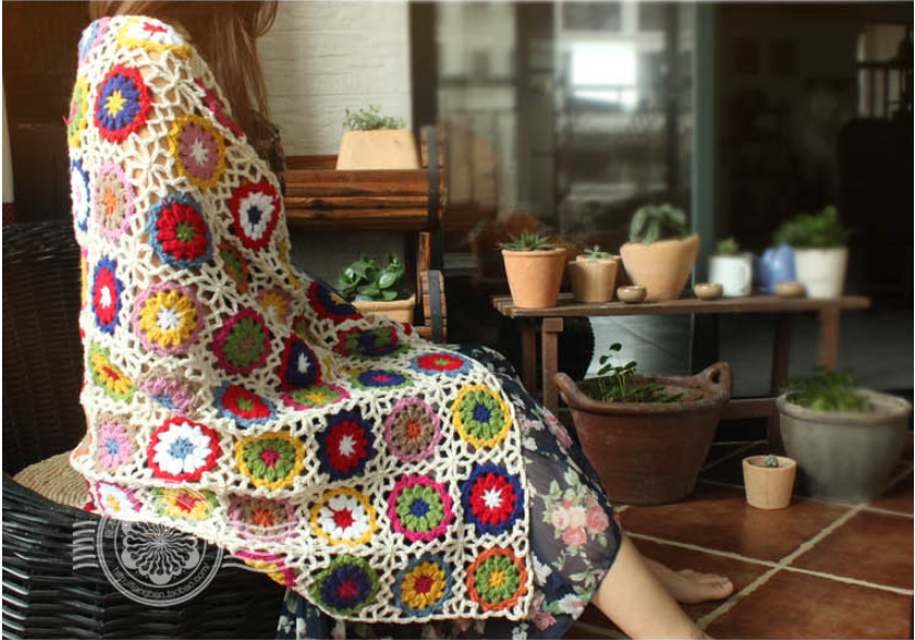 Multicolor Circles Crocheted Blanket