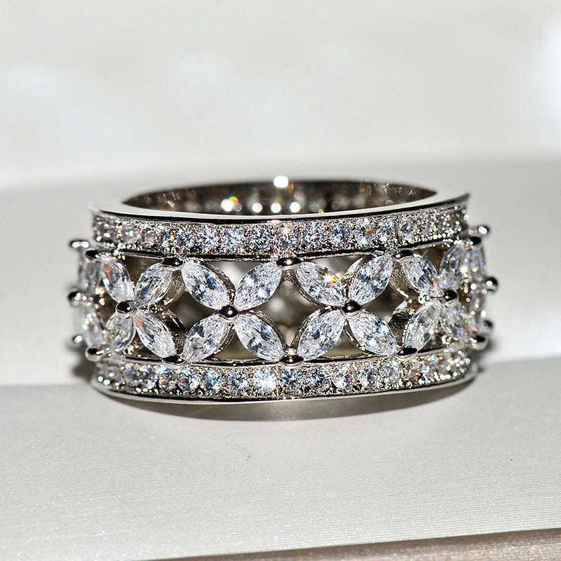 Silver and Zircon Ring